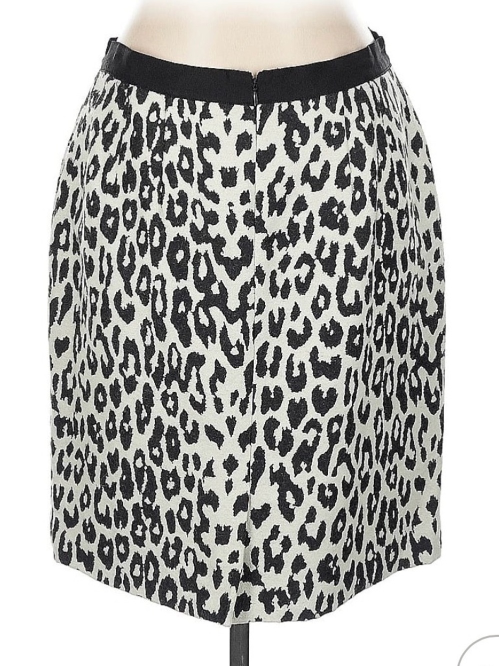 Ann Taylor Black and White Leopard Pencil Skirt - Picture 2 of 7